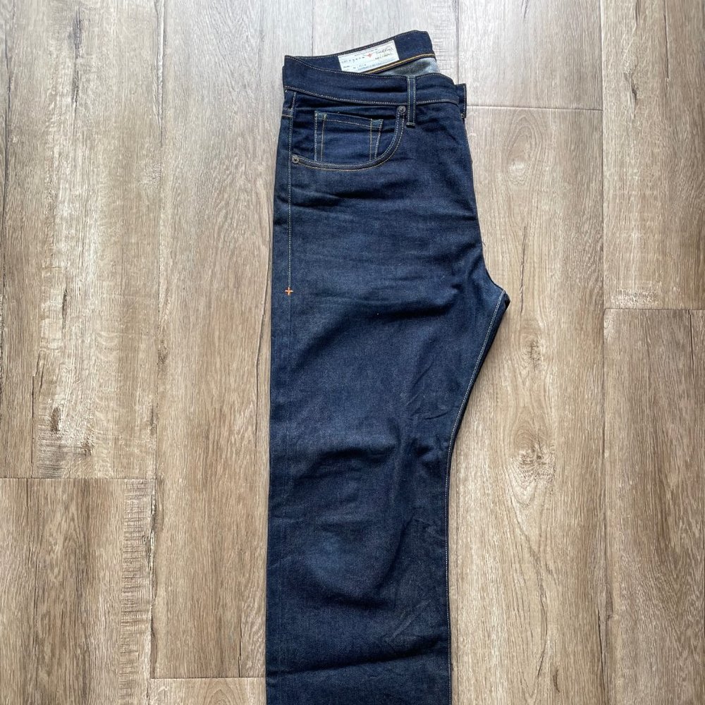 Imogene + Willie Men's denim jeans Willie cut 32L